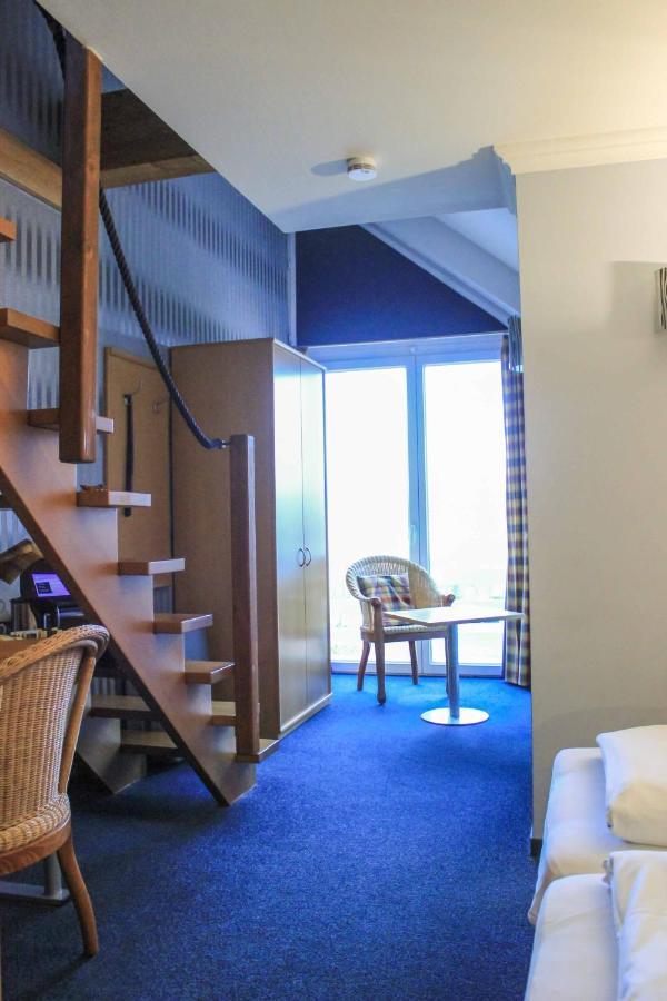 Donau-Hotel Sinzing Bagian luar foto