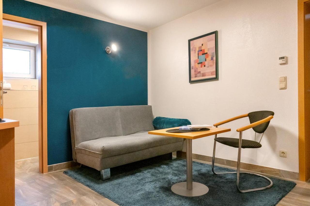 Donau-Hotel Sinzing Bagian luar foto