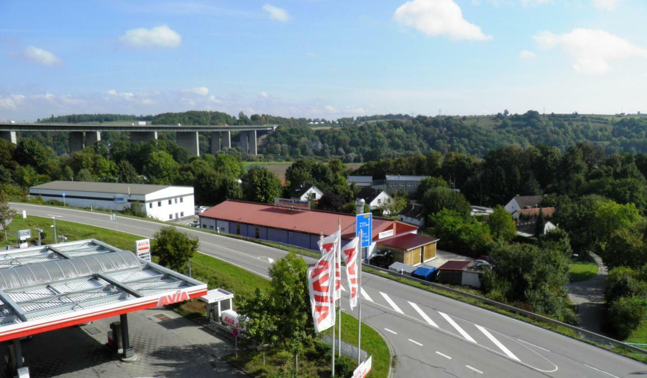 Donau-Hotel Sinzing Bagian luar foto